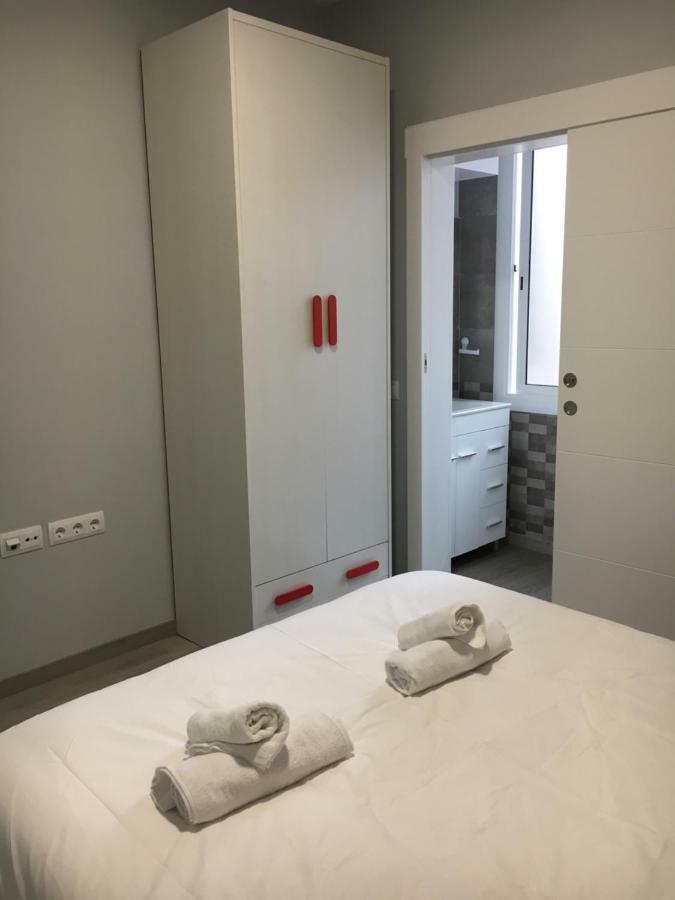 Sagrada Familia - Habitaciones Barcellona Esterno foto